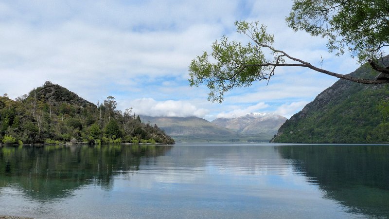 G (134) Lake Wakatipu and Picnic Point.JPG